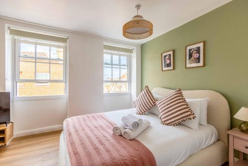 Charming Studio with Stunning Windsor Castle Views - By Tempstay, Windsor (zdjęcie 4)