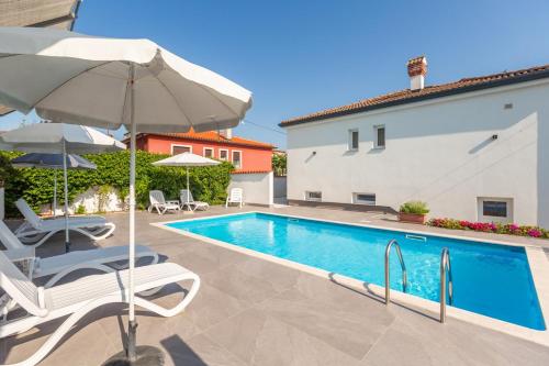 Casa Fabris with Pool, Umag (Foto 3)