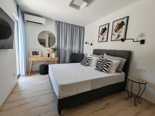 MASLINA Rogoznica NEW VILA in Rogoznica