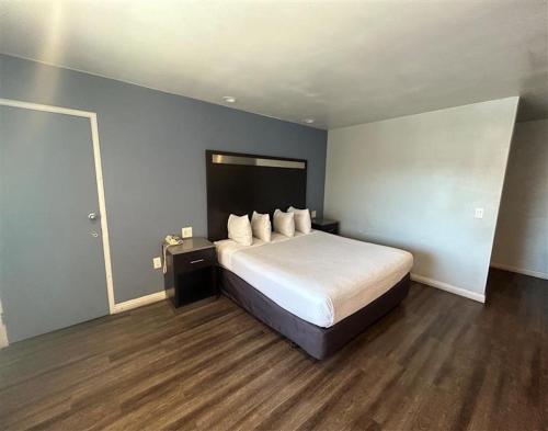 Days Inn by Wyndham Yuba City - image 3