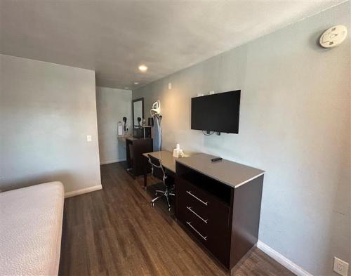 Days Inn by Wyndham Yuba City - main image