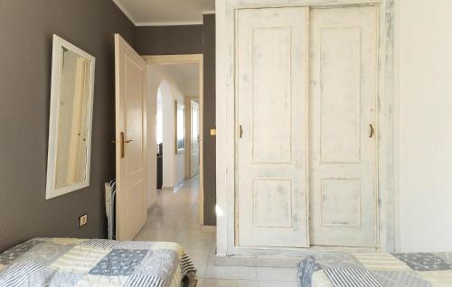Two-Bedroom Holiday Home image 3