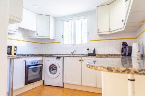 Kitchen, Casa La Garceta - A 5 minutos andando de la playa - By Marina Alta Holidays in Les Marines Beach