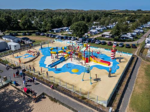 Welcome in - Chalet Bosdier, Camping de Duinhoeve Burgh-Haamstede in นิวฮัมสเตเดอ