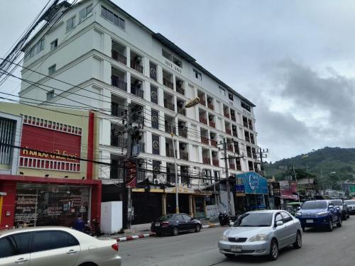 세레네부리 파통 호텔 바이 씨 호스피탤리티 컴퍼니 리미티드
