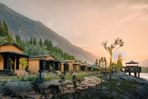 puutarha, Cascade Resorts Ghawari, Gilgit-Baltistan in Khaplu