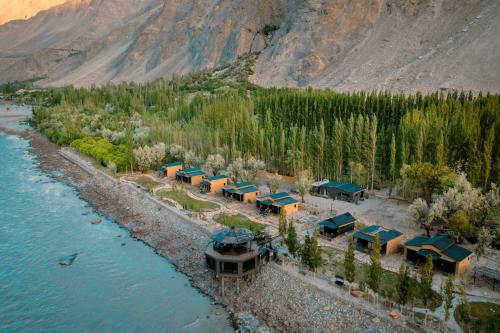 puutarha, Cascade Resorts Ghawari, Gilgit-Baltistan in Khaplu
