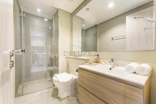 Facing the Dubai Water Canal 1BR, Minutes from Metro with Easy Downtown Access, Zada Tower, Business Bay by Deluxe Holiday Homes, Dubaï (photo 6)