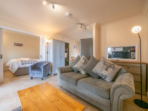 One bedroom bungalow with private garden at Parkland, near Kingsbridge in Churchstow