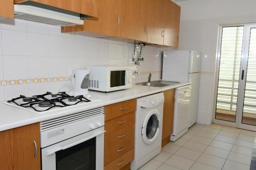 Three-Bedroom Apartment - 36 image 1