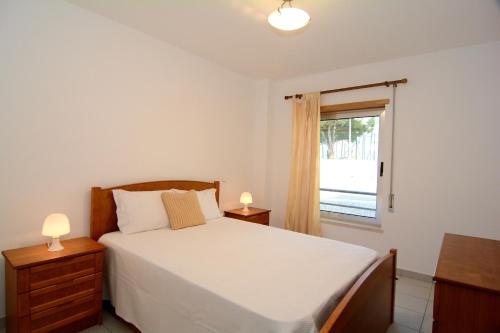 Three-Bedroom Apartment - 36 image 4