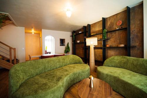 Triplex Design avec Rooftop et Salle Cinéma - Location saisonnière - Poissy