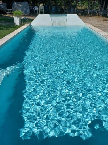 Peldbaseins, Apartment with garden and pool in Boisset-et-Gaujac