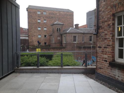 Campbell Square Apartment 3, Liverpool (photo 7)