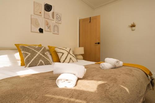 Beautiful Liverpool Home Away From Home - 3 Bedrooms - 6 Beds - Sleeps 7 - Free Parking, Liverpool (photo 9)