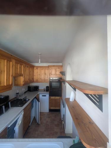 Konyha, Breidden Annexe in Llandysilio