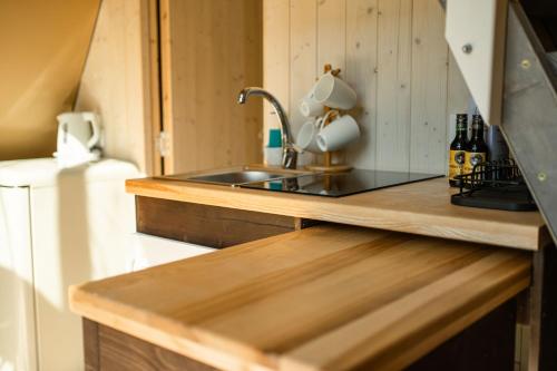 Cocina, Heaven Glamping - 300m from the Beach in Liepaja