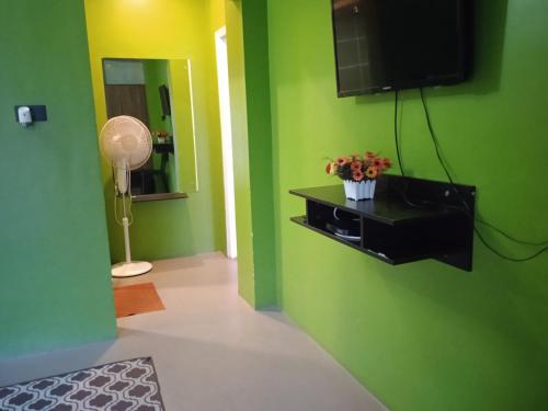 Deluxe Double Room with Balcony image 6
