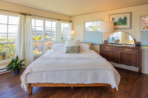 Trinidad Bay Bed and Breakfast Hotel - image 11