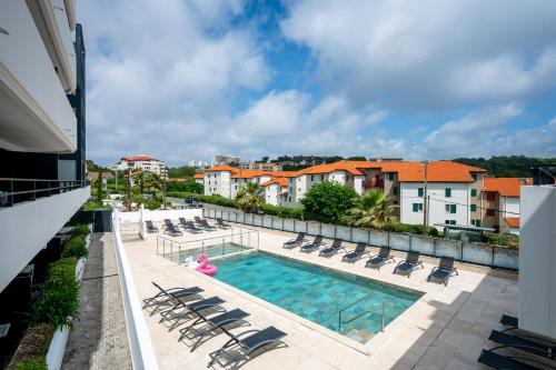 Swimming pool, Nemea Appart'hôtel Les Hauts de Milady in Biarritz