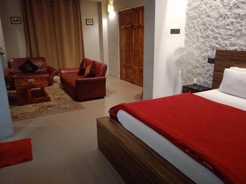 Deluxe Family Suite image 8