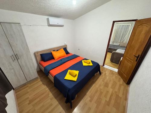 One-Bedroom Apartment image 10