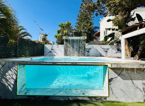 Luxury Villa 6BR with Swimming Pool by Beach - Villa Costa in Bat Yam