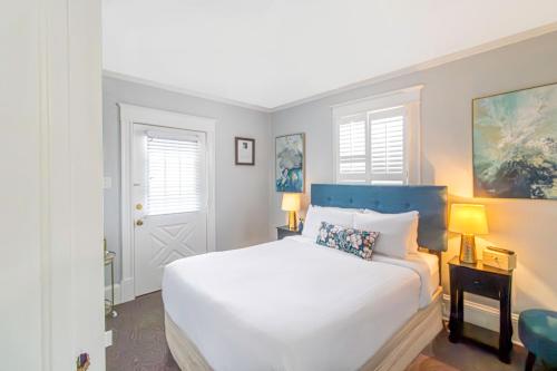 Hemingway House Bed and Breakfast - image 13