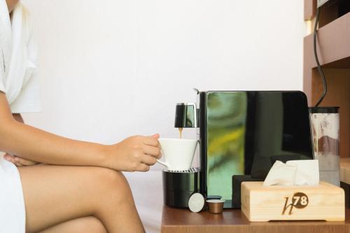 Deluxe Twin Room (Free Return Airport Transfer and 10% off on Food & Beverage) image 9
