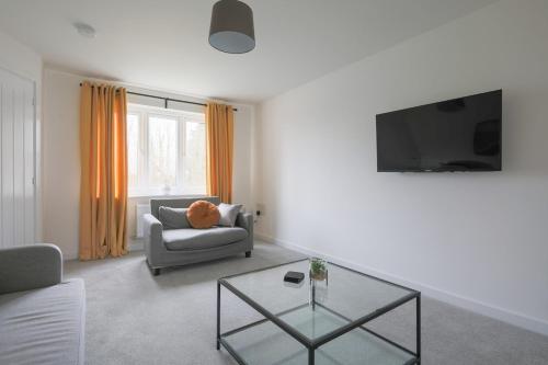 The Haven – Modern 4-Bed Home with Garden, Cardiff