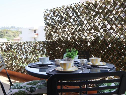 Apartment les Gemeaux by Interhome in 勒卡內