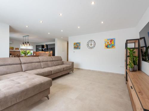 Holiday Home Villa Luni by Interhome in รูคาวัซ