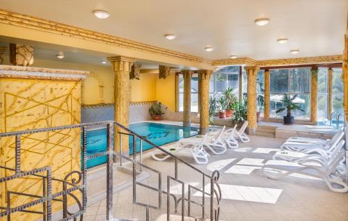 Gyógyfürdő, Gosztola Gyongye-az erdo szallodaja in Gosztola