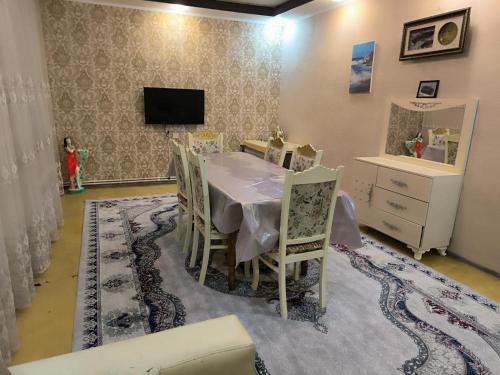 Qusar Garden House -Shahdag Family Chalet in Chilegir