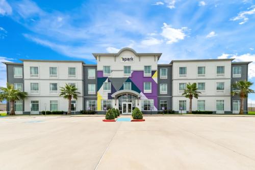 Spark by Hilton Victoria image