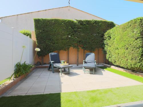 Holiday Home Hacienda Beach II-7 by Interhome near Aux bons petits plats