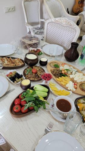 Serven Guest House in Aragatsotn