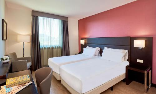 1 queen bed