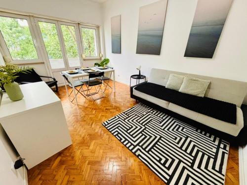 The Crespo House 2D - Comfortable apartment in the center, Lissabon