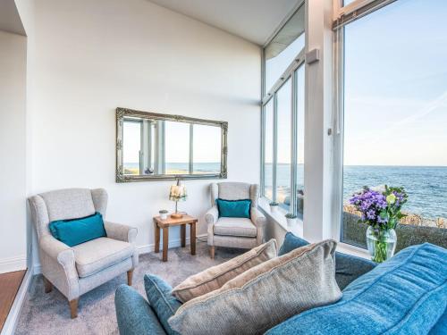 Holiday Home Waters Edge by Interhome in ลอสซีเมาธ์