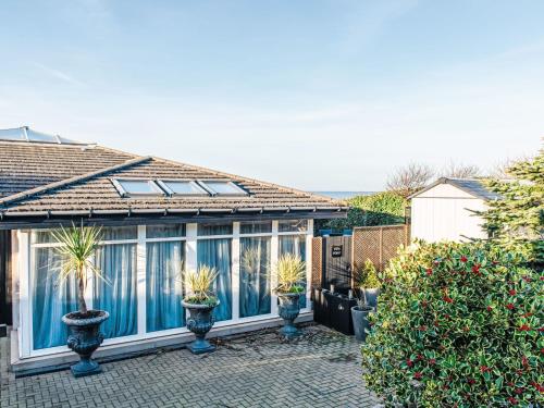 Holiday Home Waters Edge by Interhome in ลอสซีเมาธ์