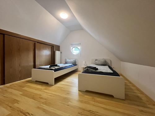 Große Apartments mit Einzelbetten Ideal für Teams & Gruppen Köln, Кёльн (фото 10)