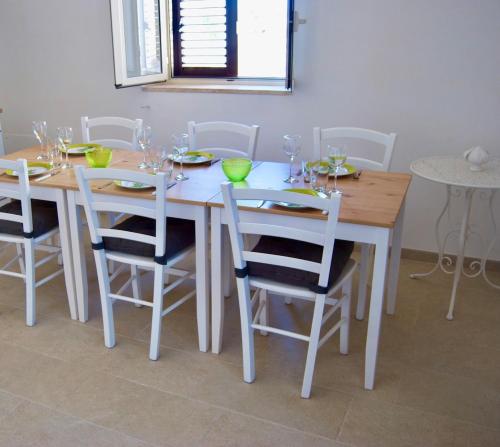 Trullo & country house with pool in ปอซโซ ซาแลร์โน