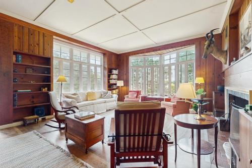 Waquoit Bay Bungalow in East Falmouth, USA