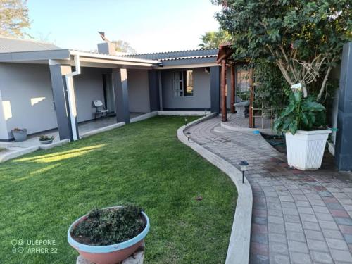 Oryx Guesthouse in Oranjemund