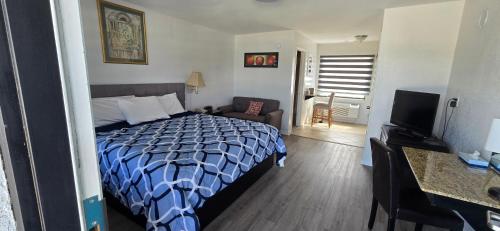 Merida Inn & Suites - image 10