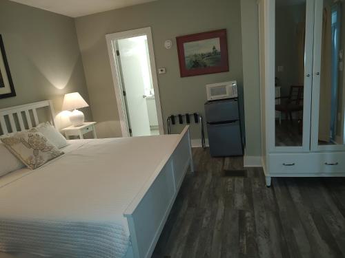 Inn on Onset Bay - Photo 1 in Wareham, United States