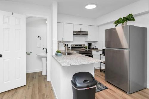 Konyha, Stay West Side 2BR Near DT in West Columbia (SC)