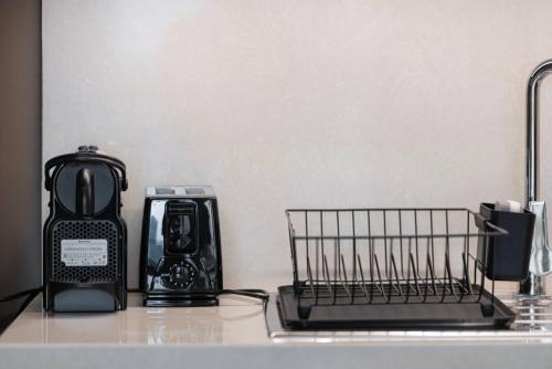 Mahogany 15 - 1BR 4 Guests - Walk to Burj Khalifa - image 13