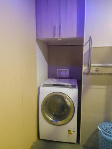 Suite on second floor in residential area with excellent location, Cuenca (Foto 3)